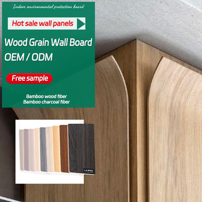 Il legno solido del grano di legno di larghezza della decorazione interna 1.22m impiallaccia il pannello di parete del PVC