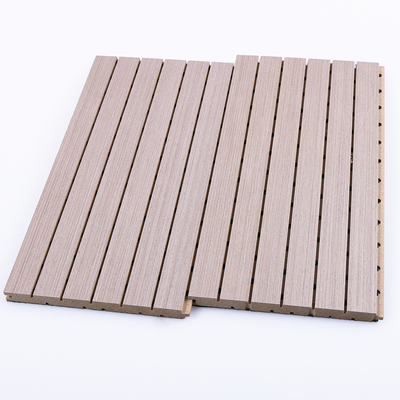 I pannelli di consolidamento del PVC del suono di legno composito di plastica di legno dell'impiallacciatura hanno personalizzato