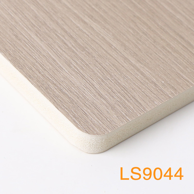 Pannelli di legno dell'impiallacciatura di legno del grano del carbone dell'amministrazione del bordo di bambù della parete